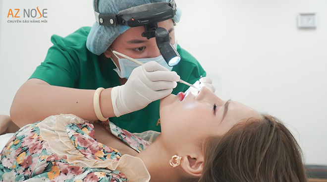 AZ NOSE có quy trình chăm sóc hậu phẫu nghiêm ngặt và tái khám định kỳ hoàn toàn miễn phí nhằm đảm bảo dáng mũi đẹp bền sau nâng