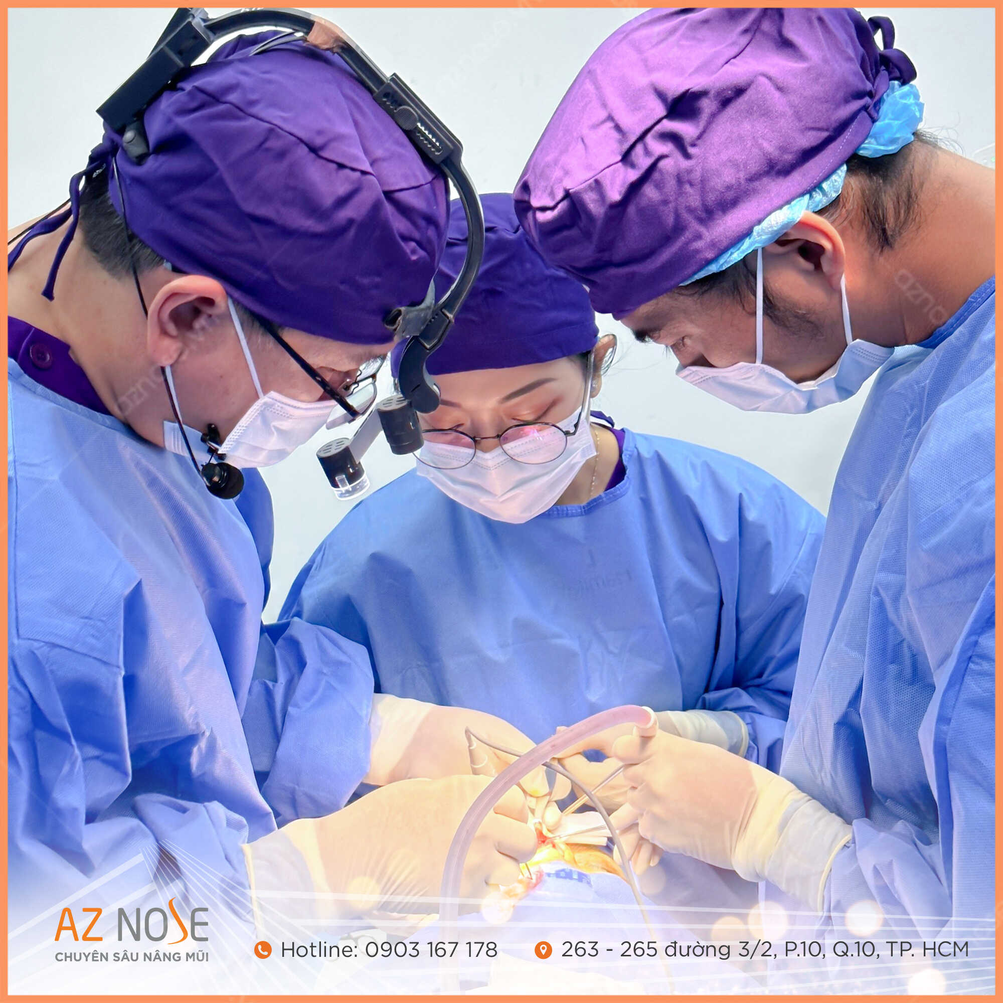 Bác sĩ CKI. Nguyễn Hoàng Nam và Bác sĩ CKI. Đinh Xuân Sơn Tùng trực tiếp thực hiện ca phẫu thuật nâng mũi